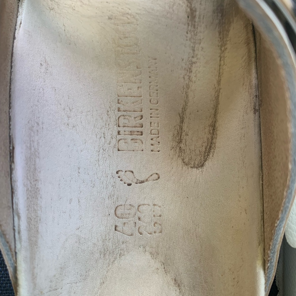 Birkenstock big silver buckle white leather sandals - Picture 9 of 12